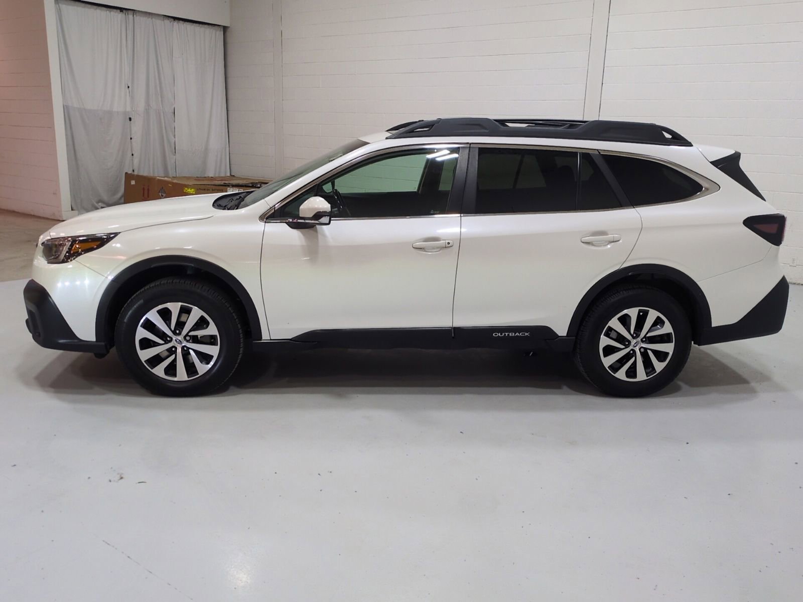 Used 2021 Subaru Outback Premium AWD/4WD image 6