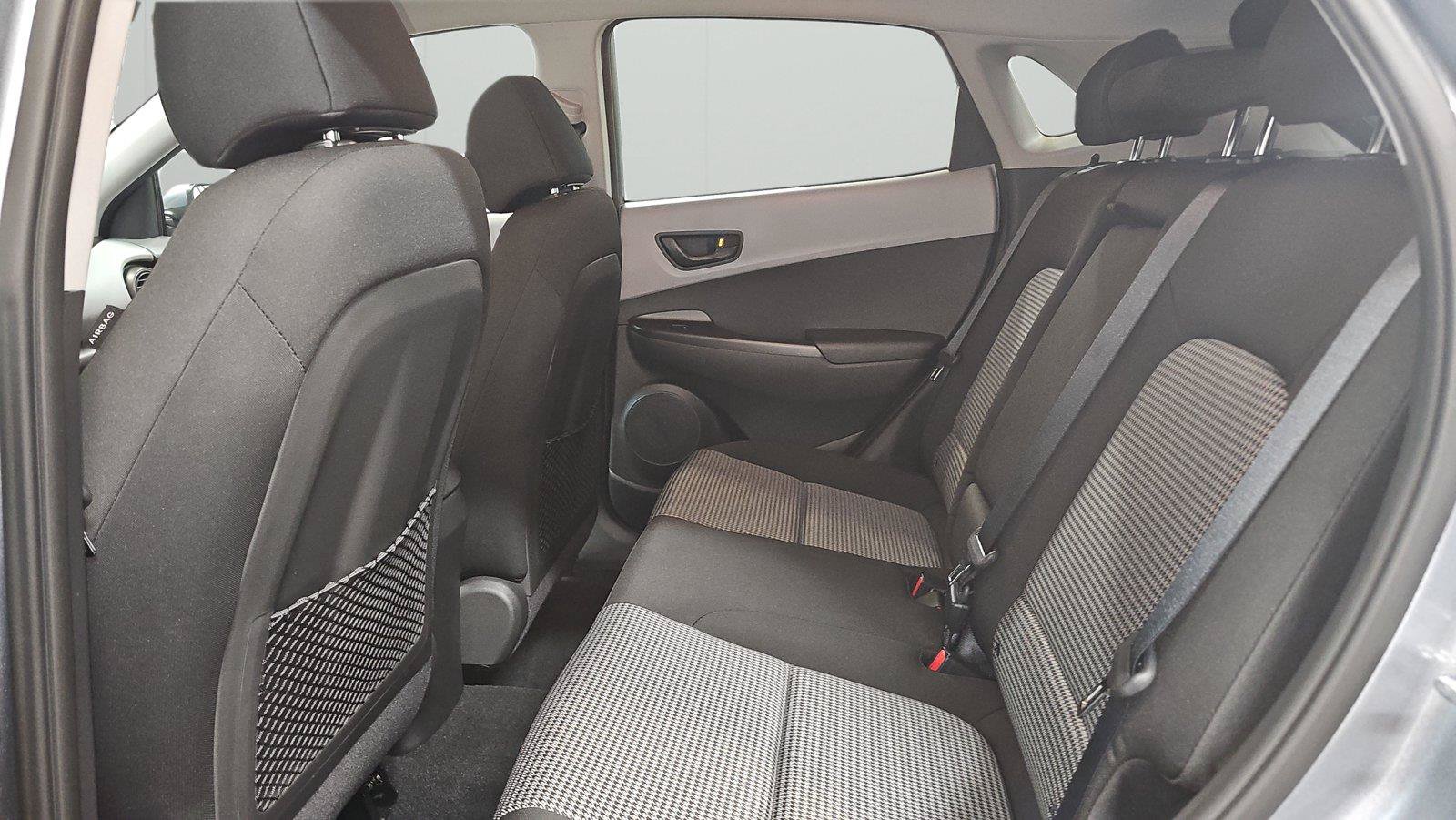 Used 2020 Hyundai Kona SEL FWD image 11