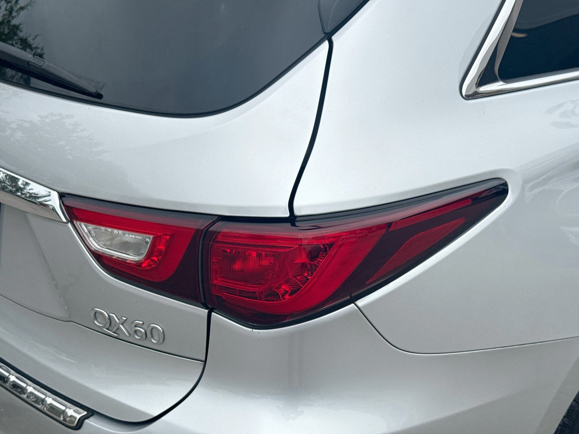 Used 2017 INFINITI QX60 Luxe w/ Premium Package AWD/4WD image 25