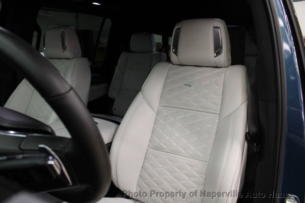 Used 2025 Cadillac Escalade ESV Sport Platinum w/ LPO, ONYX Package image 15