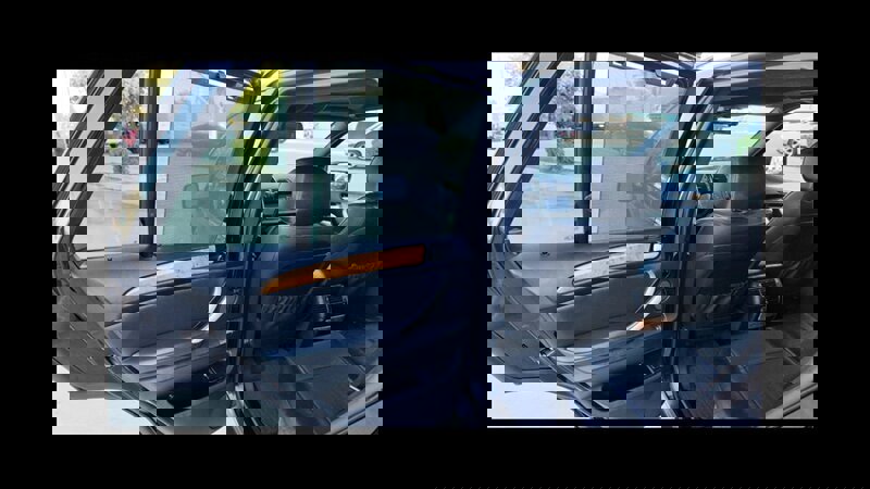 Used 2003 BMW X5 3.0i image 20