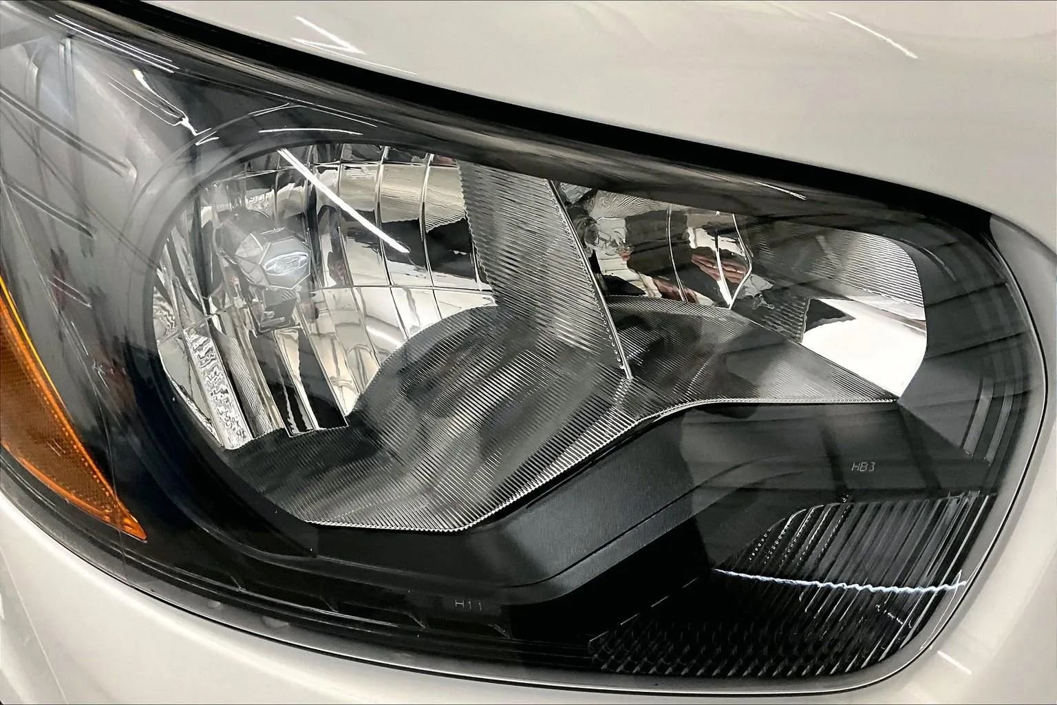 New 2026 Ford Transit 250 148 Medium Roof image 27