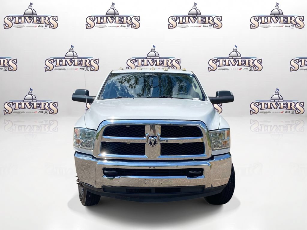 Used 2018 RAM 3500 Tradesman w/ Chrome Appearance Group RWD image 2