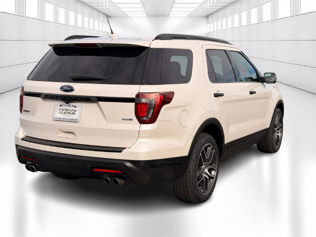 Used 2018 Ford Explorer Sport w/ Equipment Group 401A AWD/4WD image 7