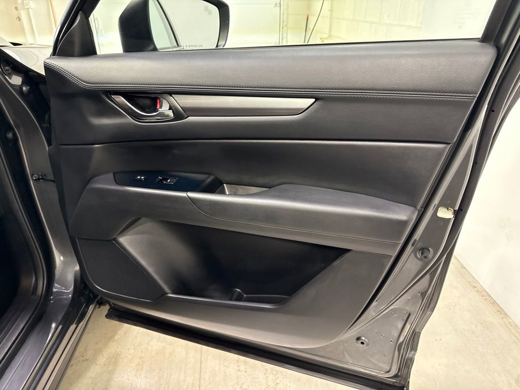 Used 2018 MAZDA CX-5 Touring AWD/4WD image 40