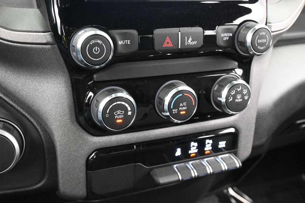 Used 2026 RAM 1500 Express RWD image 20