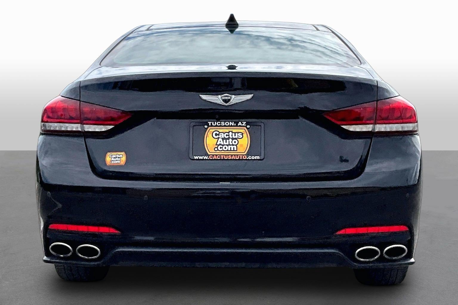 Used 2015 Hyundai Genesis 5.0 w/ Option Group 05 RWD image 4
