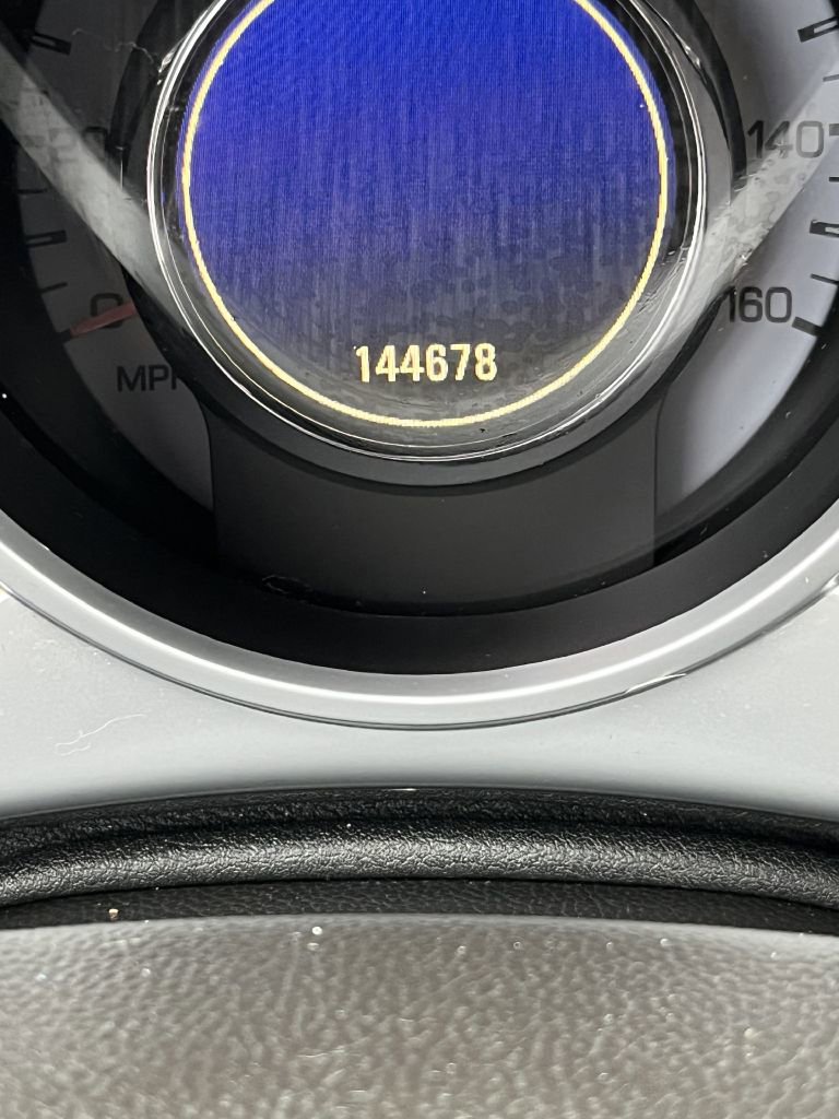 Used 2011 Cadillac SRX Luxury image 9