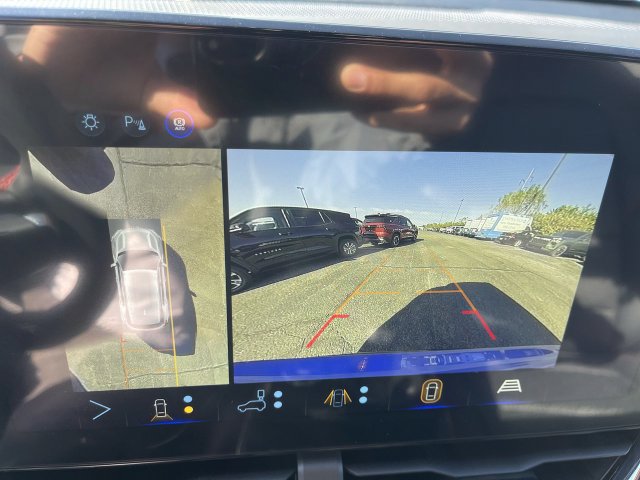 New 2027 Chevrolet Equinox RS w/ Safety and Technology Package AWD/4WD image 17