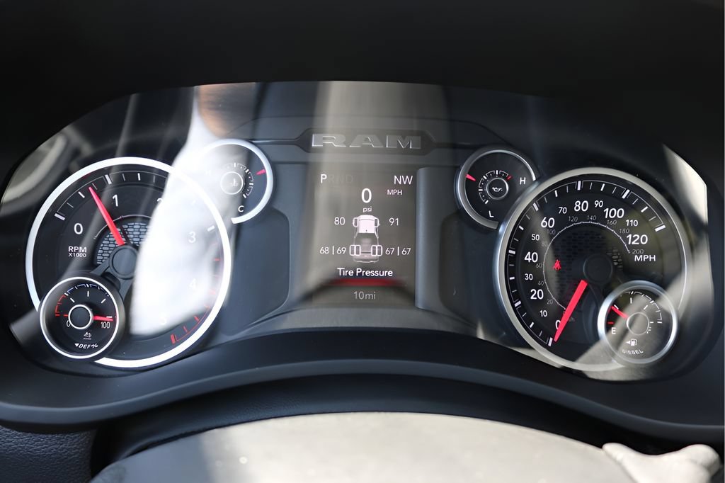 New 2027 RAM 3500 Tradesman AWD/4WD image 26