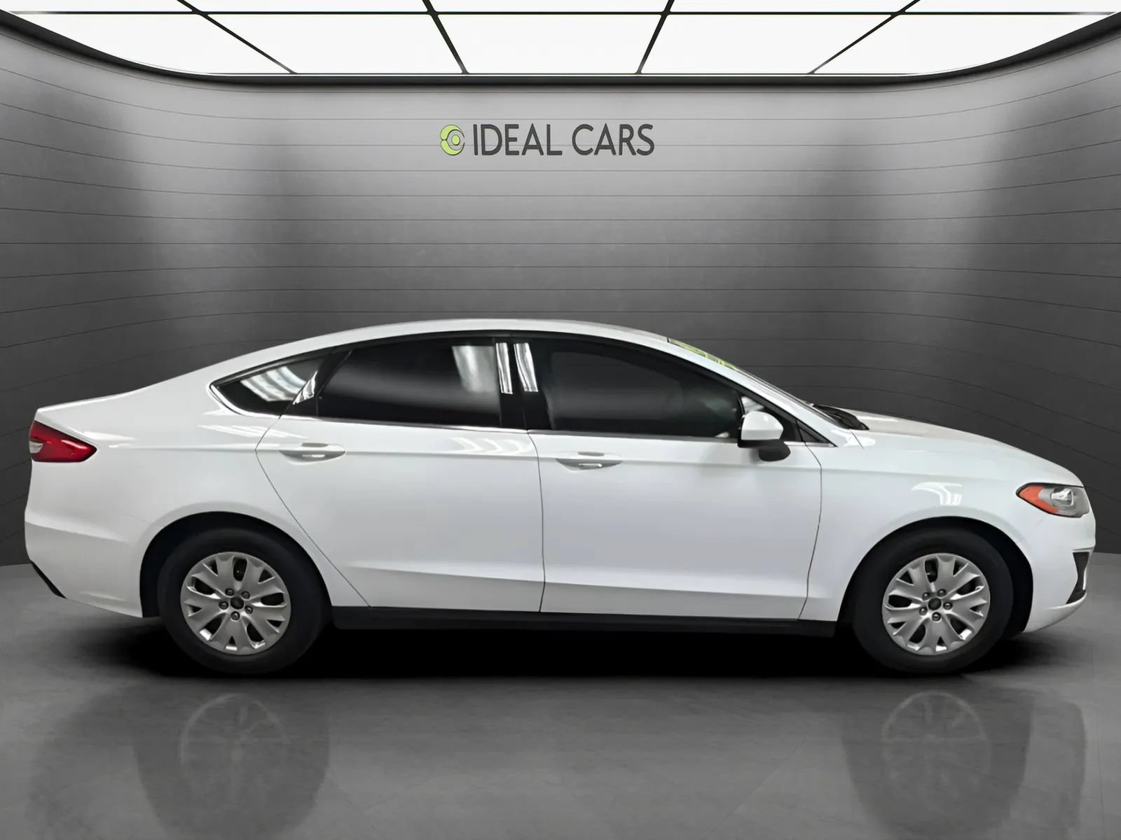 Used 2020 Ford Fusion S FWD image 4