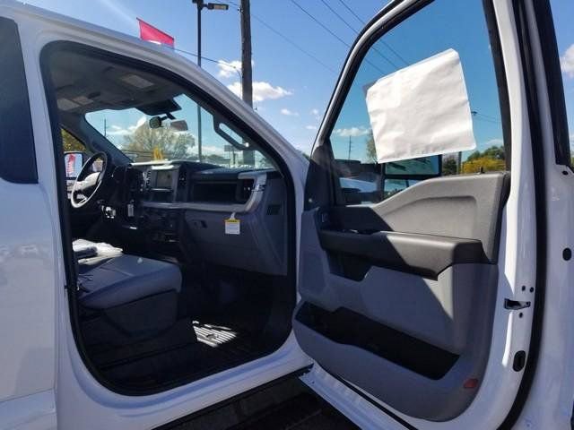 New 2026 Ford F550 2WD Regular Cab Super Duty image 14