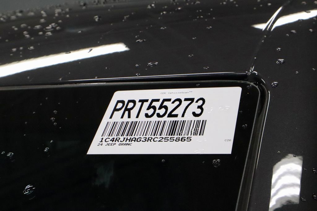 Used 2024 Jeep Grand Cherokee Laredo X w/ Luxury Tech Group I AWD/4WD image 33