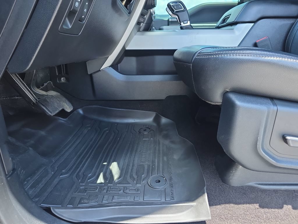 Used 2020 Ford F150 Lariat w/ Equipment Group 502A Luxury AWD/4WD image 12