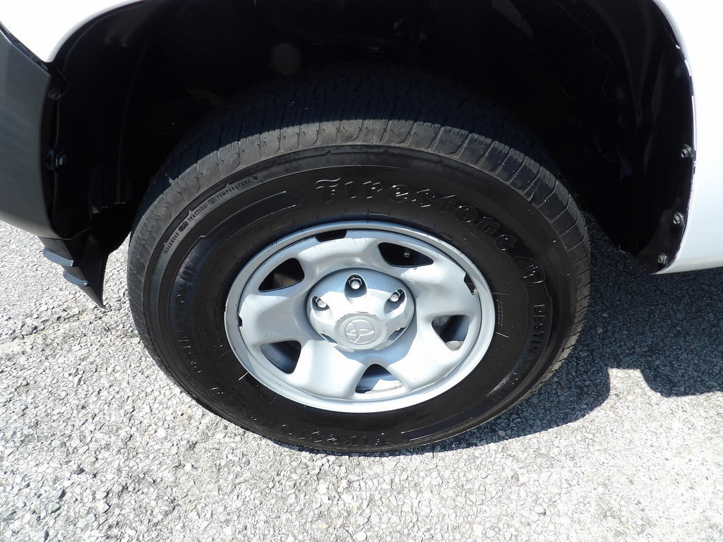 Used 2023 Toyota Tacoma SR RWD image 46