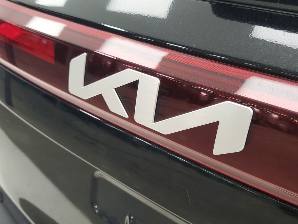 Used 2024 Kia Seltos LX image 6