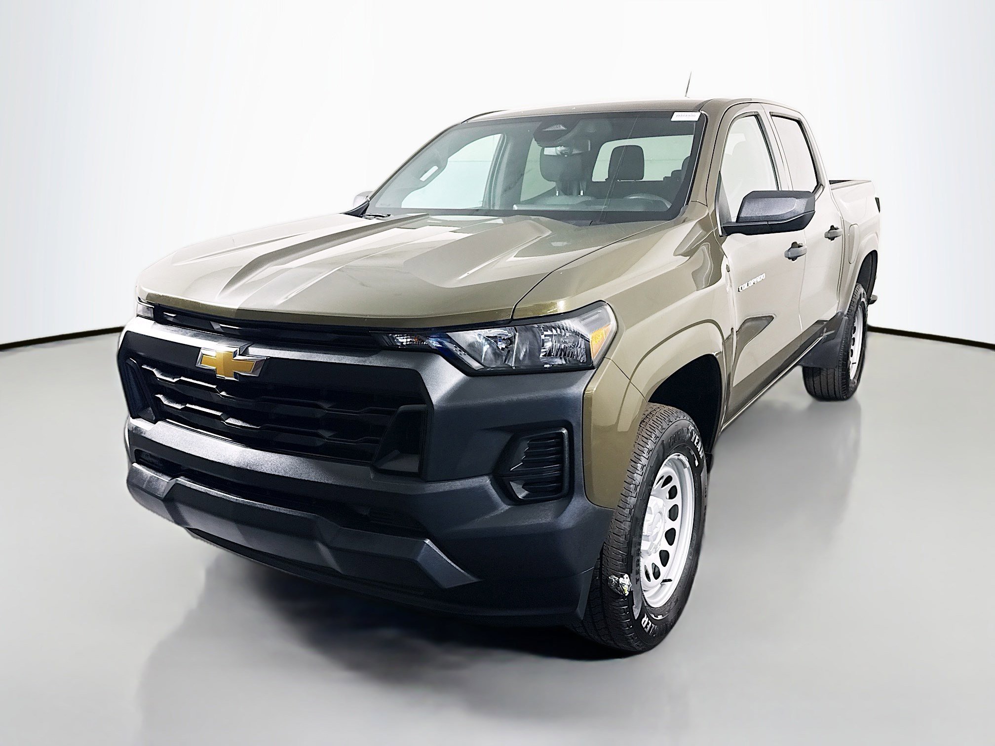 Used 2024 Chevrolet Colorado W/T image 4