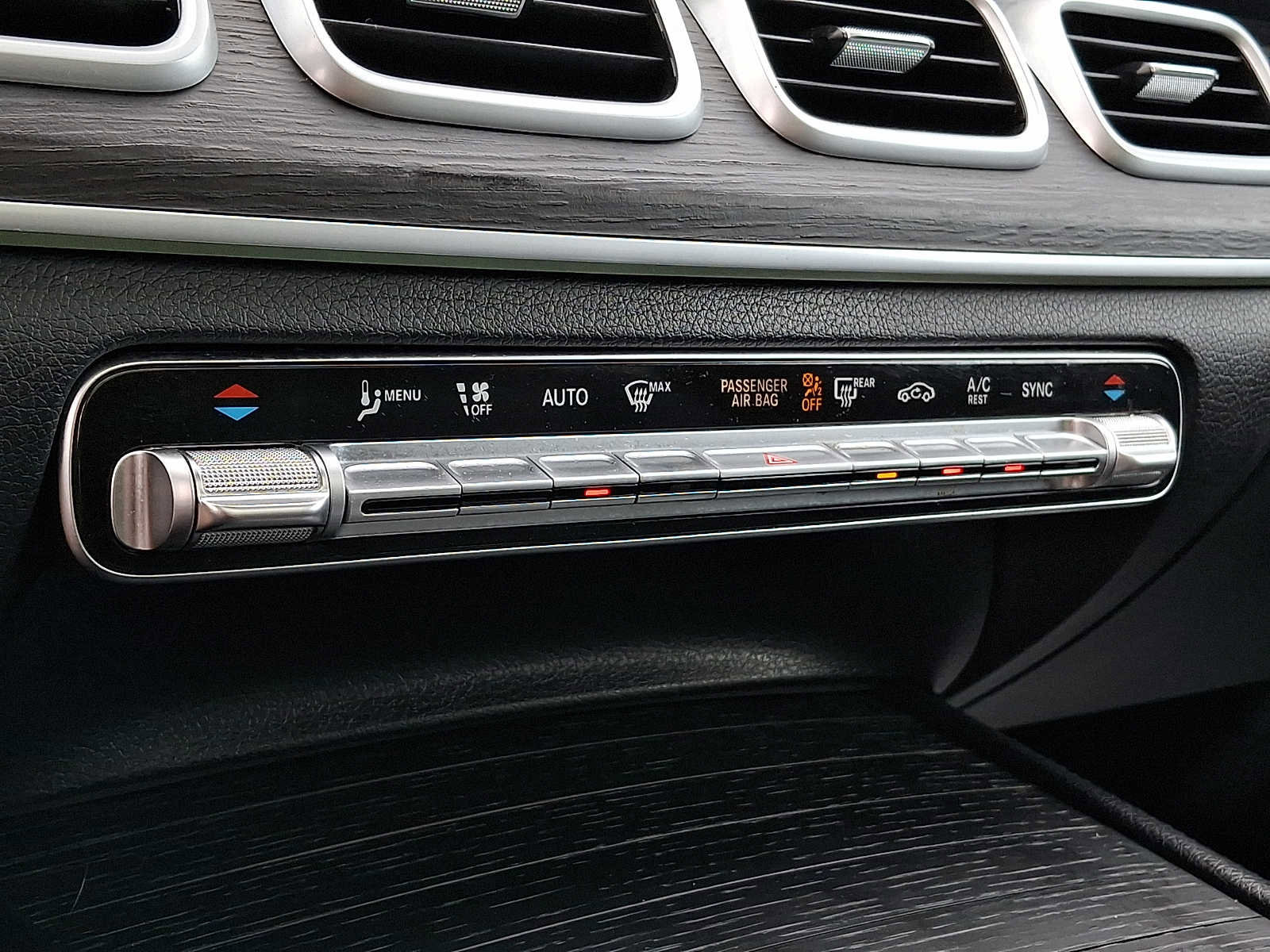 Used 2022 Mercedes-Benz GLE 450 4MATIC image 13