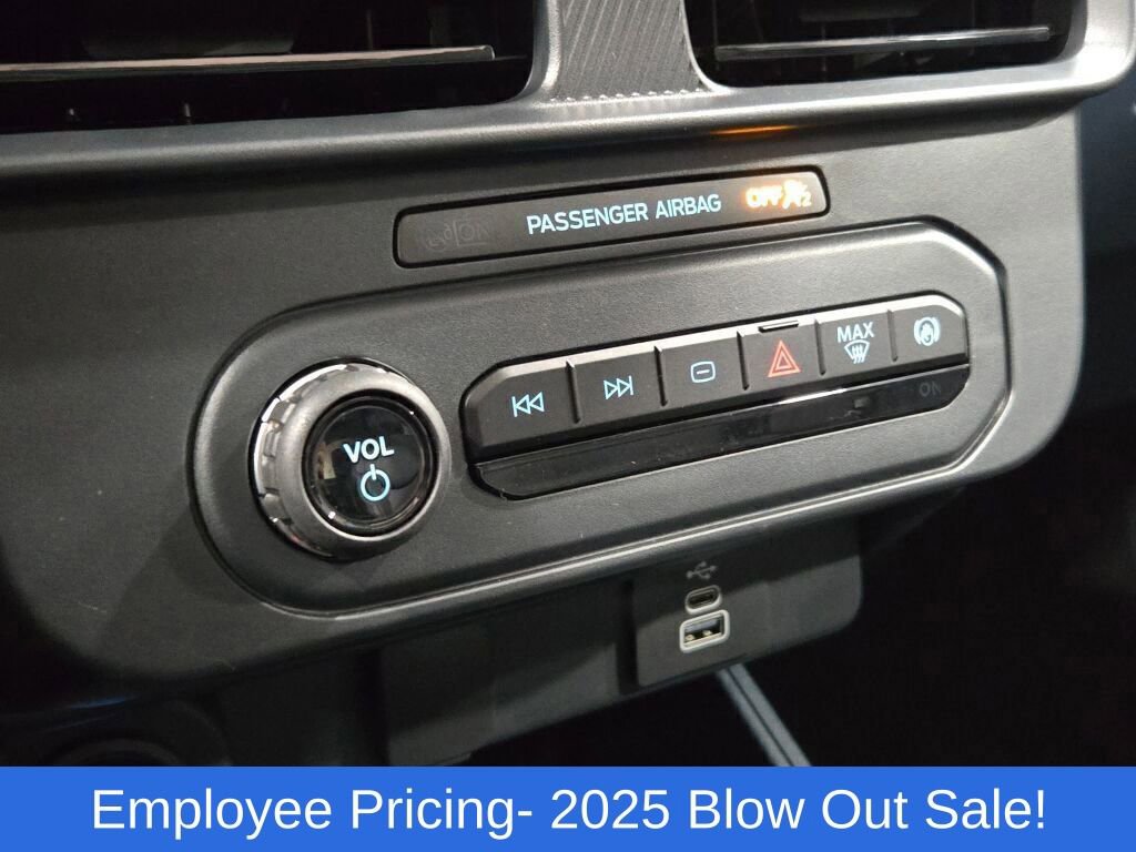 New 2025 Ford Maverick XLT w/ XLT Luxury Package AWD/4WD image 26