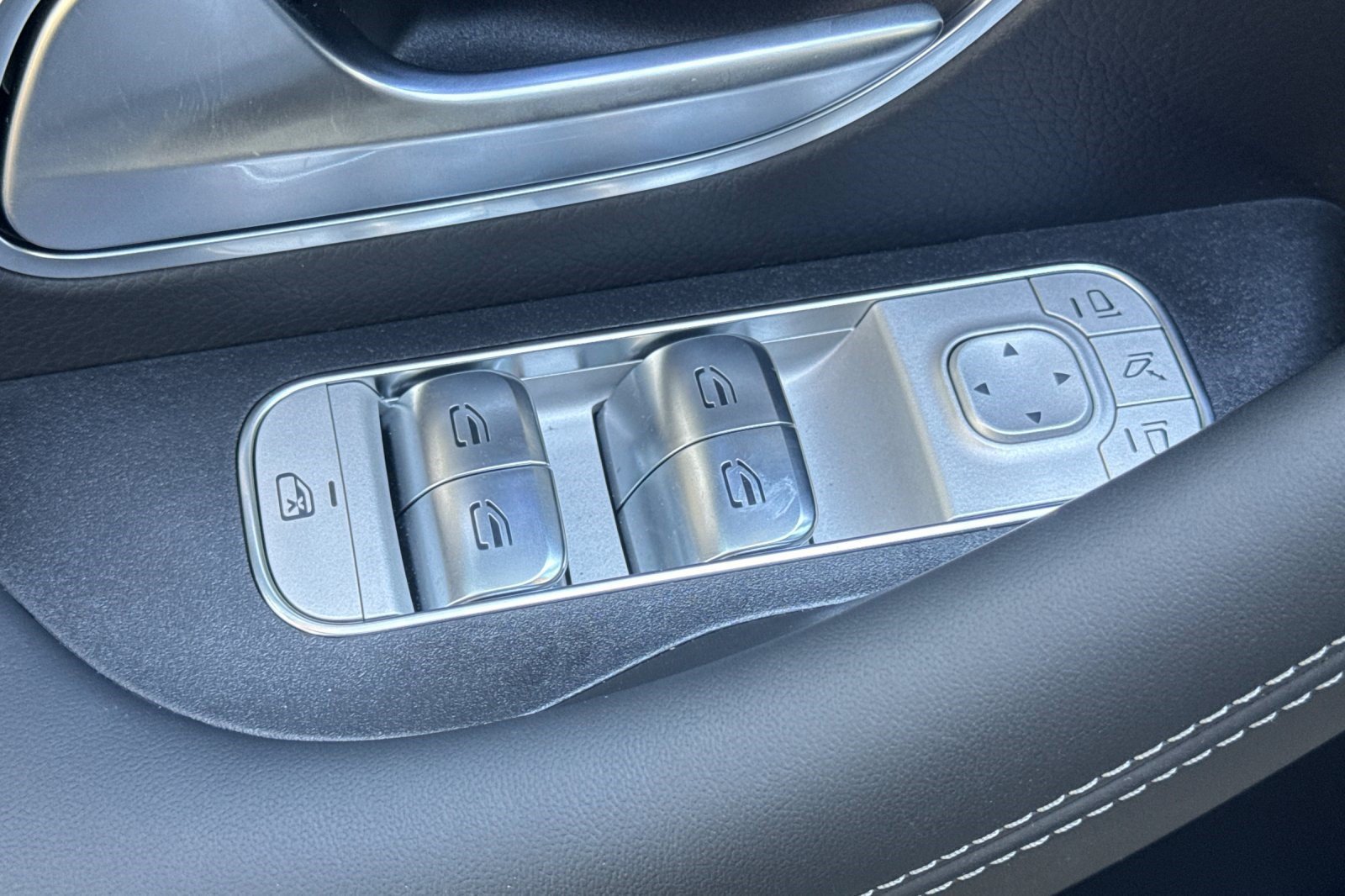 Certified 2026 Mercedes-Benz GLE 53 AMG 4MATIC Coupe image 13
