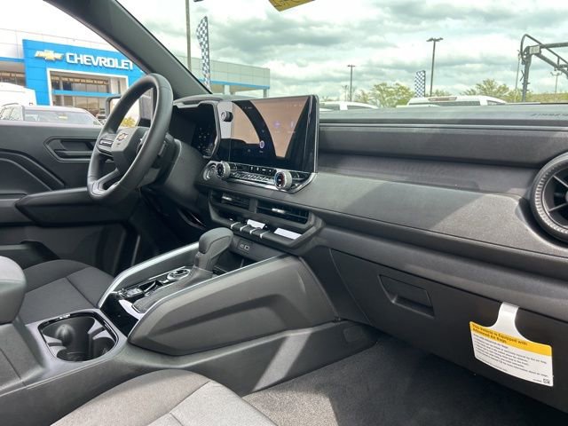 New 2026 Chevrolet Colorado W/T image 32