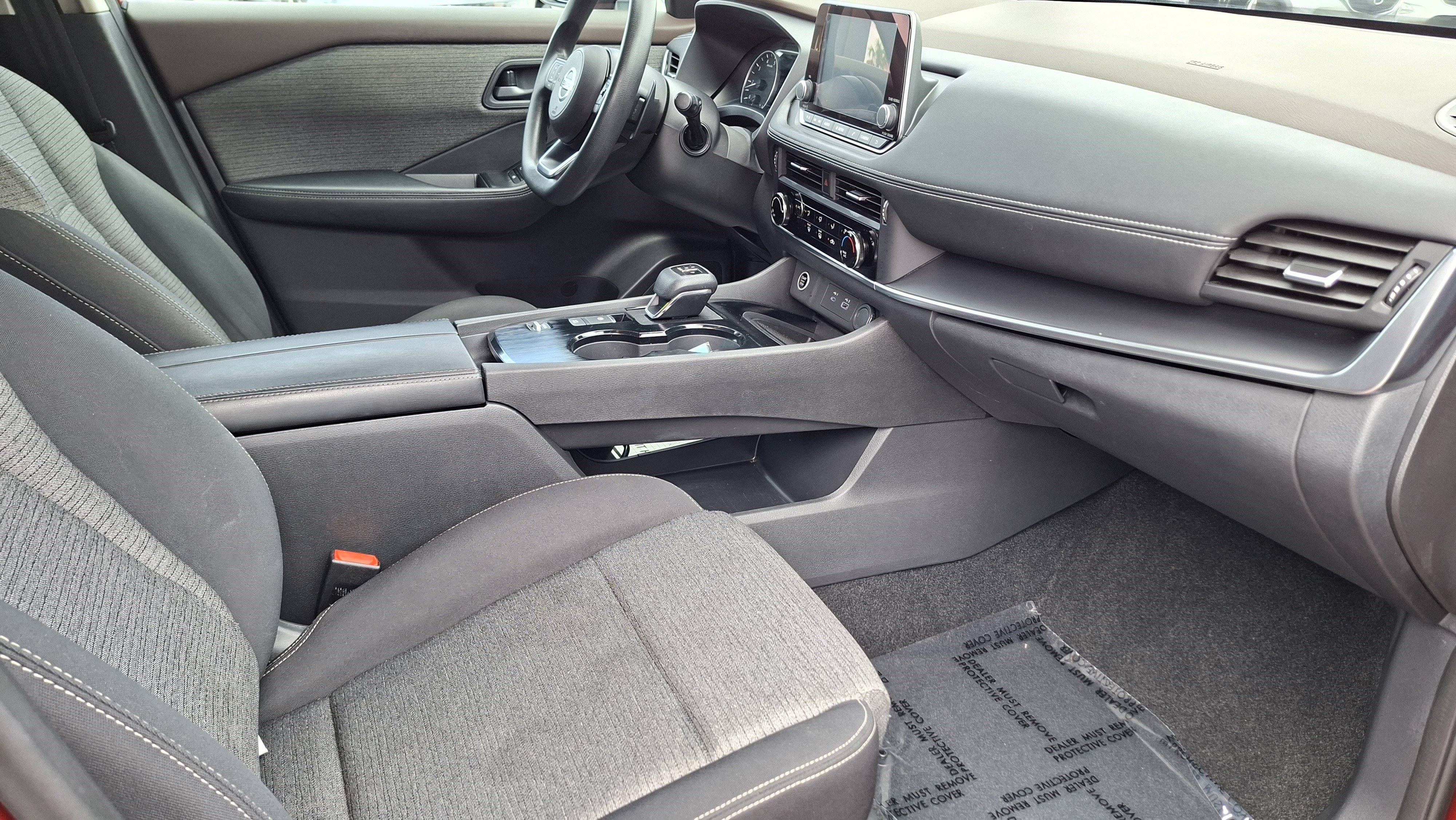 Used 2021 Nissan Rogue S image 21