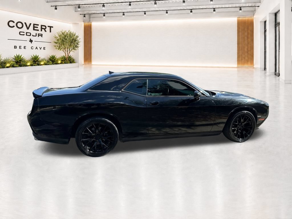 Used 2015 Dodge Challenger R/T Plus RWD image 11