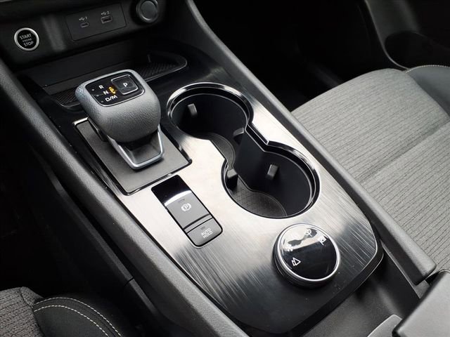 Used 2023 Nissan Rogue SV image 24