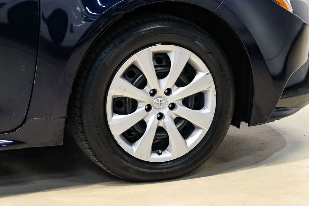 Used 2022 Toyota Corolla LE FWD image 50