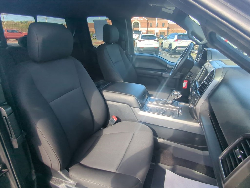 Used 2020 Ford F150 XLT w/ Equipment Group 302A Luxury image 31