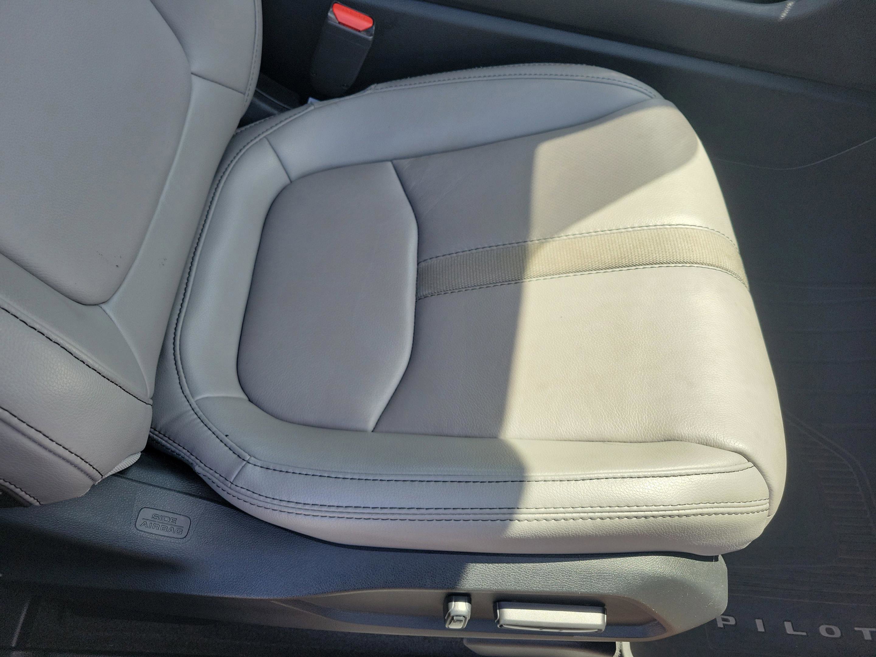 Used 2024 Honda Pilot EX-L image 18