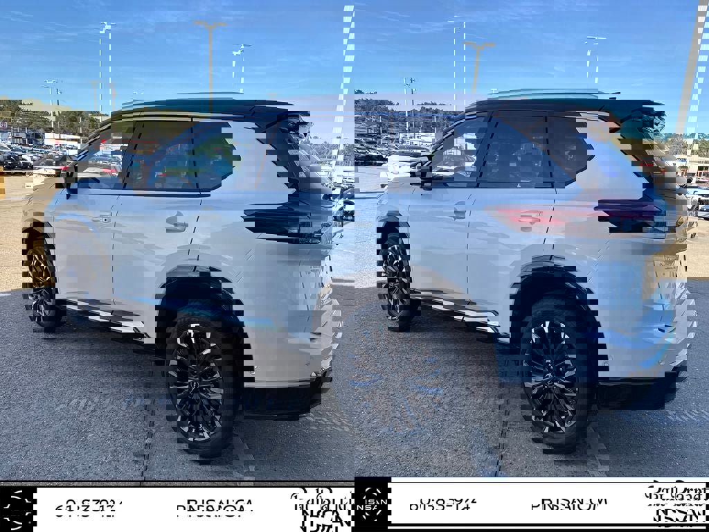 New 2026 Nissan Rogue Platinum image 13