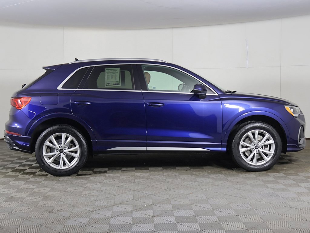 Used 2022 Audi Q3 2.0T Premium w/ Convenience Package image 16