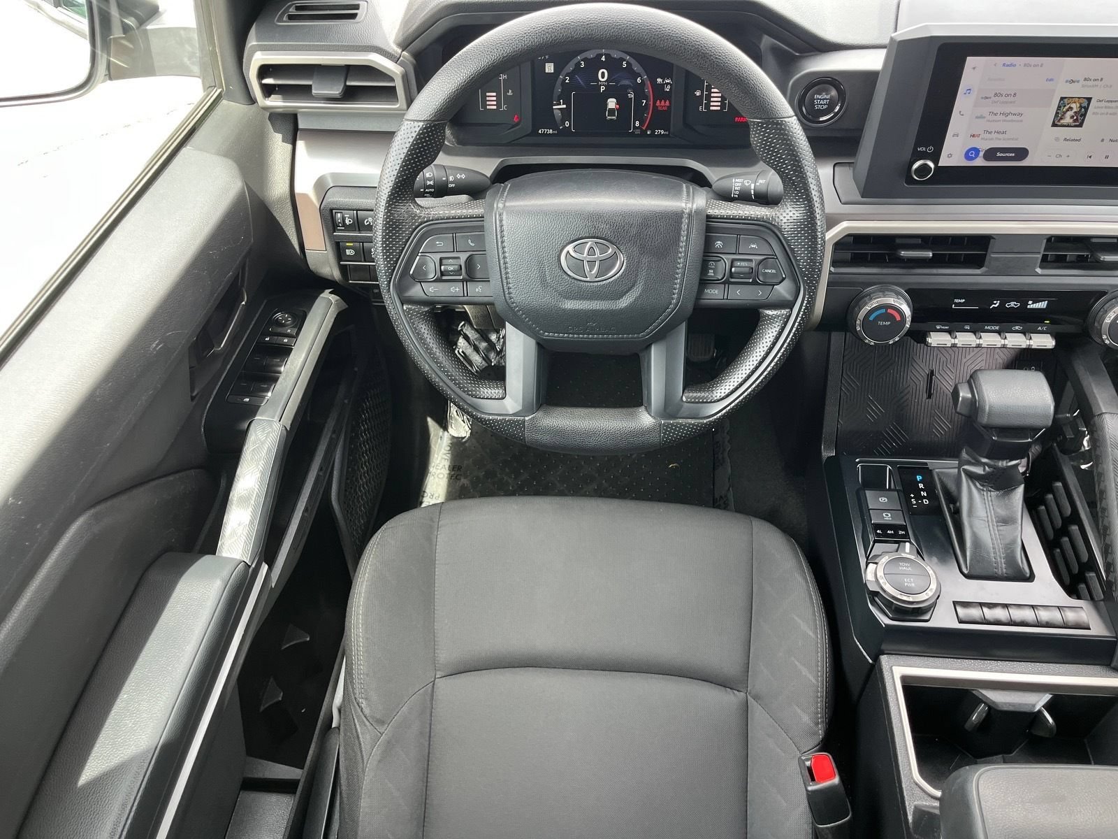 Used 2024 Toyota Tacoma TRD Sport AWD/4WD image 13