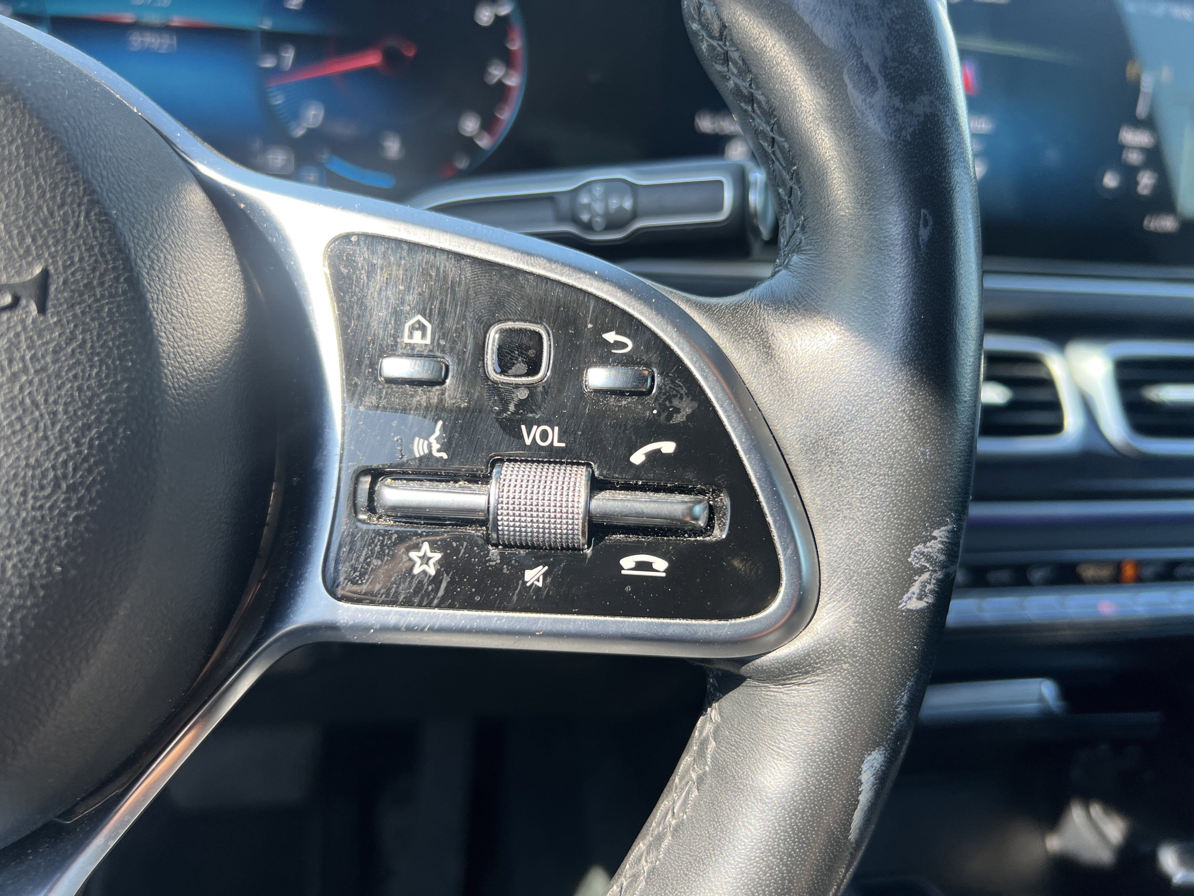 Certified 2022 Mercedes-Benz GLE 350 4MATIC image 38