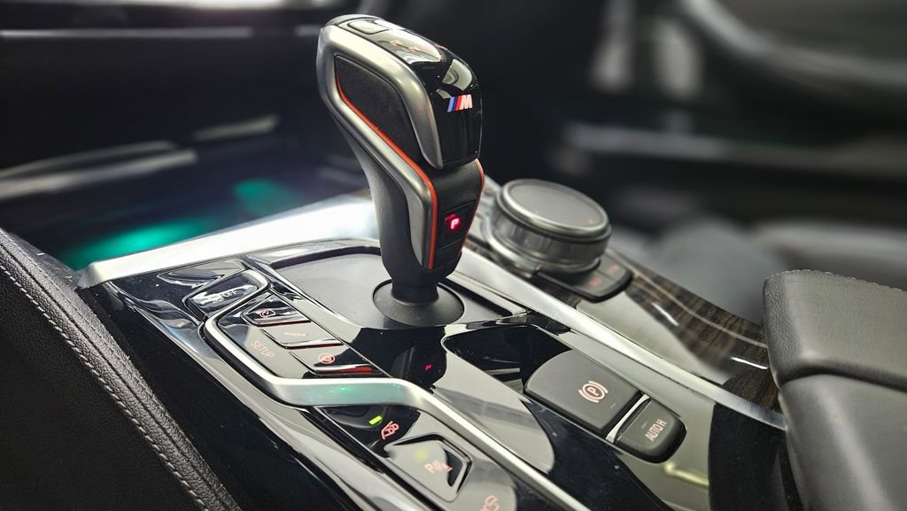 Used 2018 BMW M5 w/ Executive Package image 35