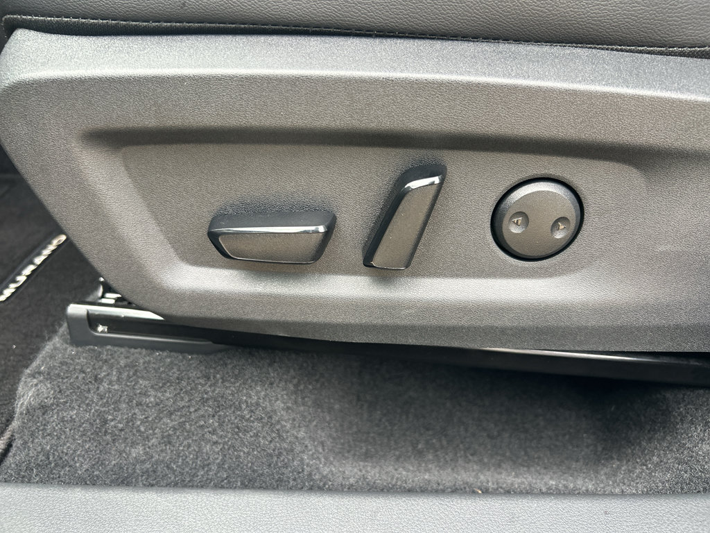 Used 2025 Nissan Murano SL AWD/4WD image 23