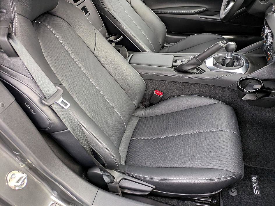 New 2025 MAZDA MX-5 Miata Grand Touring image 30