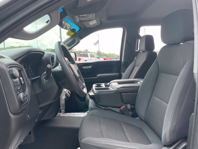 Used 2020 Chevrolet Silverado 1500 Custom w/ Custom Value Package AWD/4WD image 12