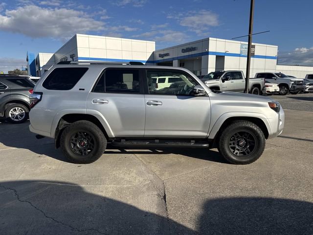 Used 2022 Toyota 4Runner SR5 Premium w/ Moonroof Package image 6
