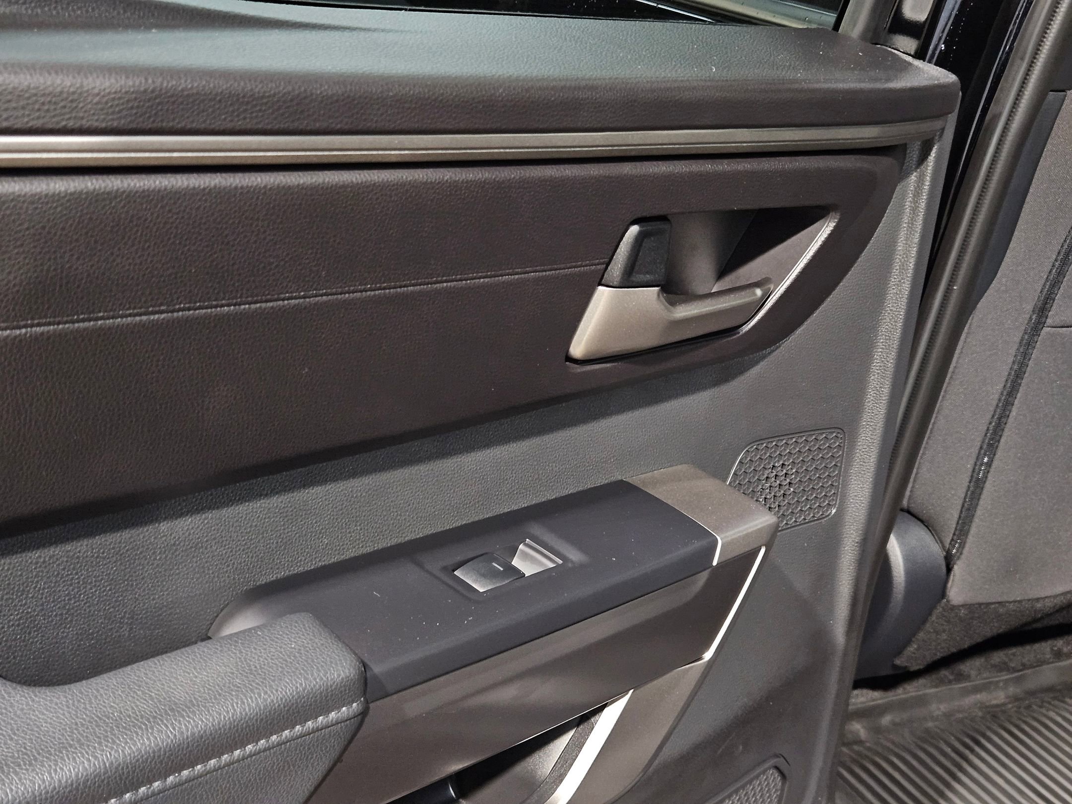 Used 2025 Toyota Tundra SR5 image 34