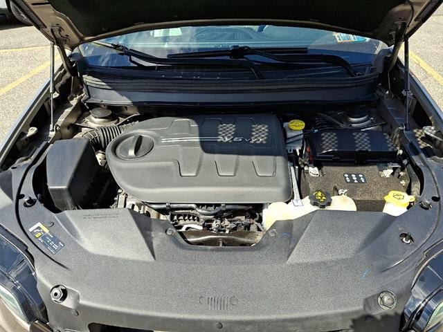 Used 2021 Jeep Cherokee Limited AWD/4WD image 29