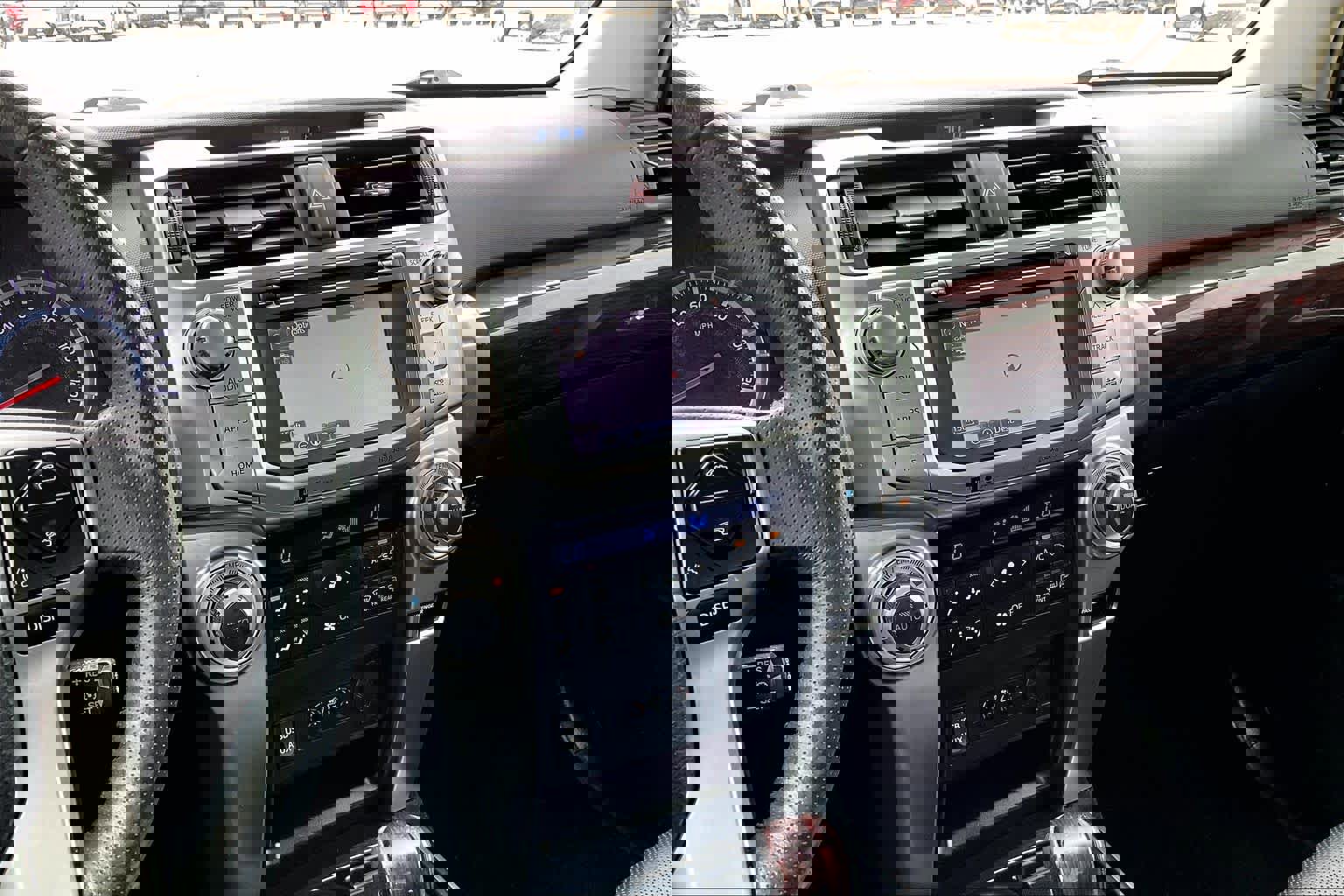 Used 2018 Toyota 4Runner Limited RWD image 6