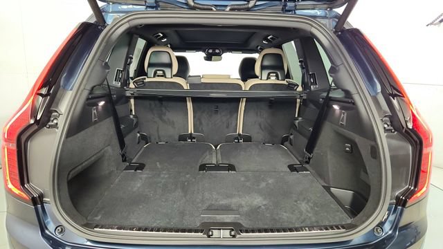New 2026 Volvo XC90 T8 Plus w/ Protection Package AWD/4WD image 45