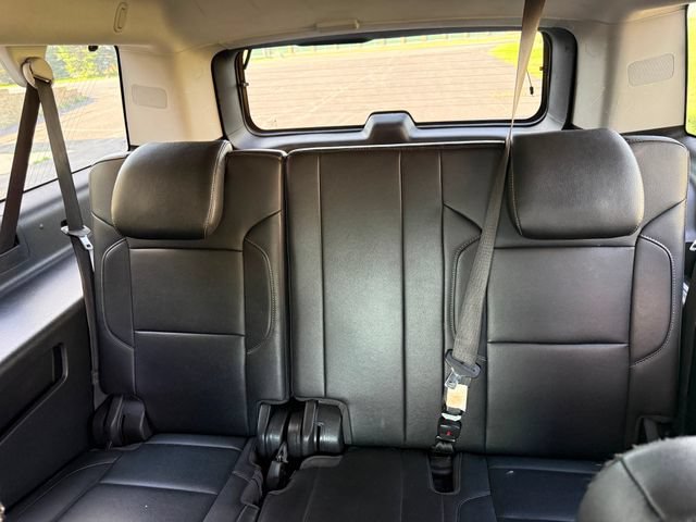 Used 2019 Chevrolet Suburban LT w/ Max Trailering Package AWD/4WD image 8