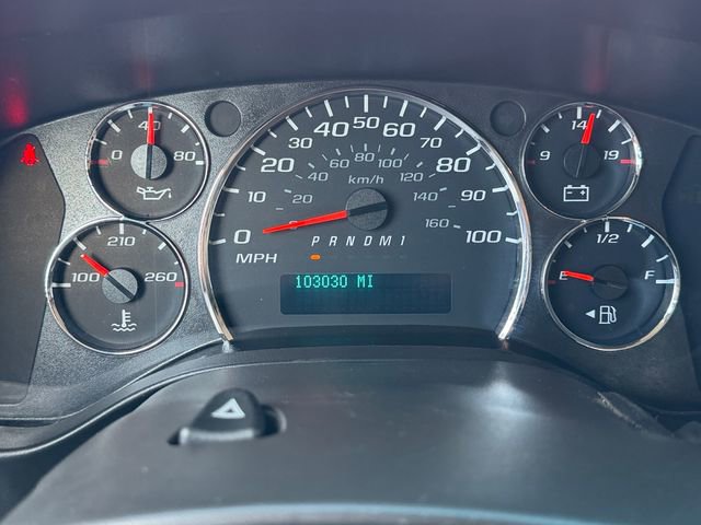 Used 2017 Chevrolet Express 2500 RWD image 19