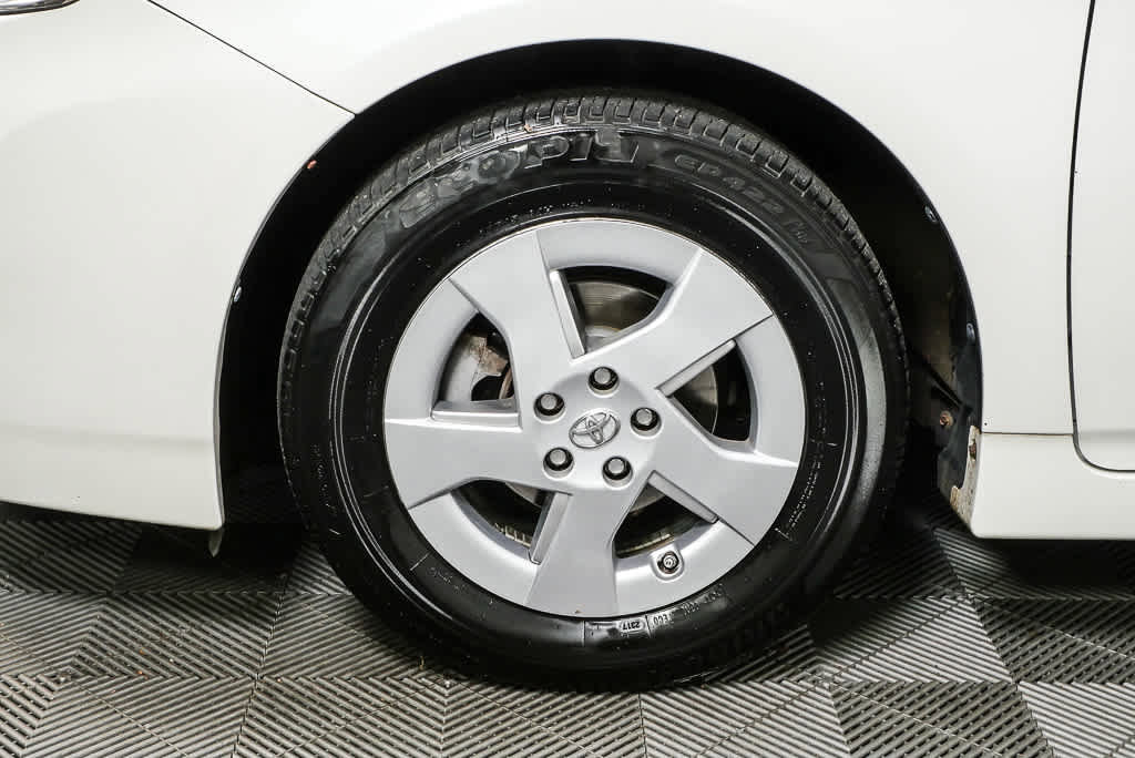 Used 2010 Toyota Prius Two FWD image 33