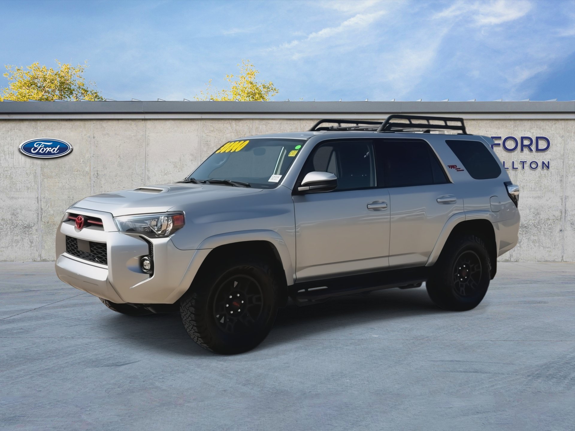 Used 2021 Toyota 4Runner TRD Off-Road AWD/4WD image 4
