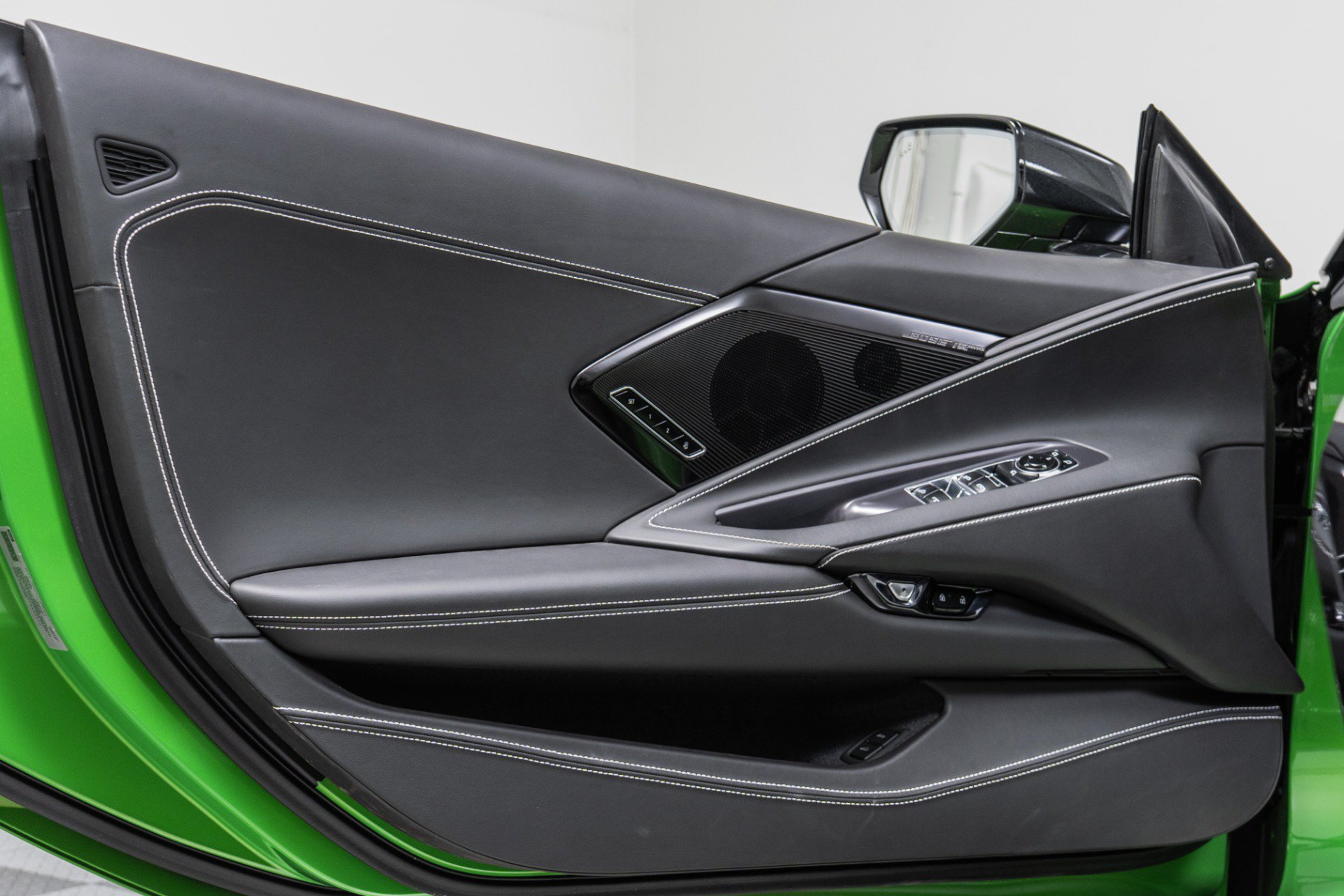 Used 2026 Chevrolet Corvette Stingray Premium Conv w/ Z51 Performance Package RWD image 42