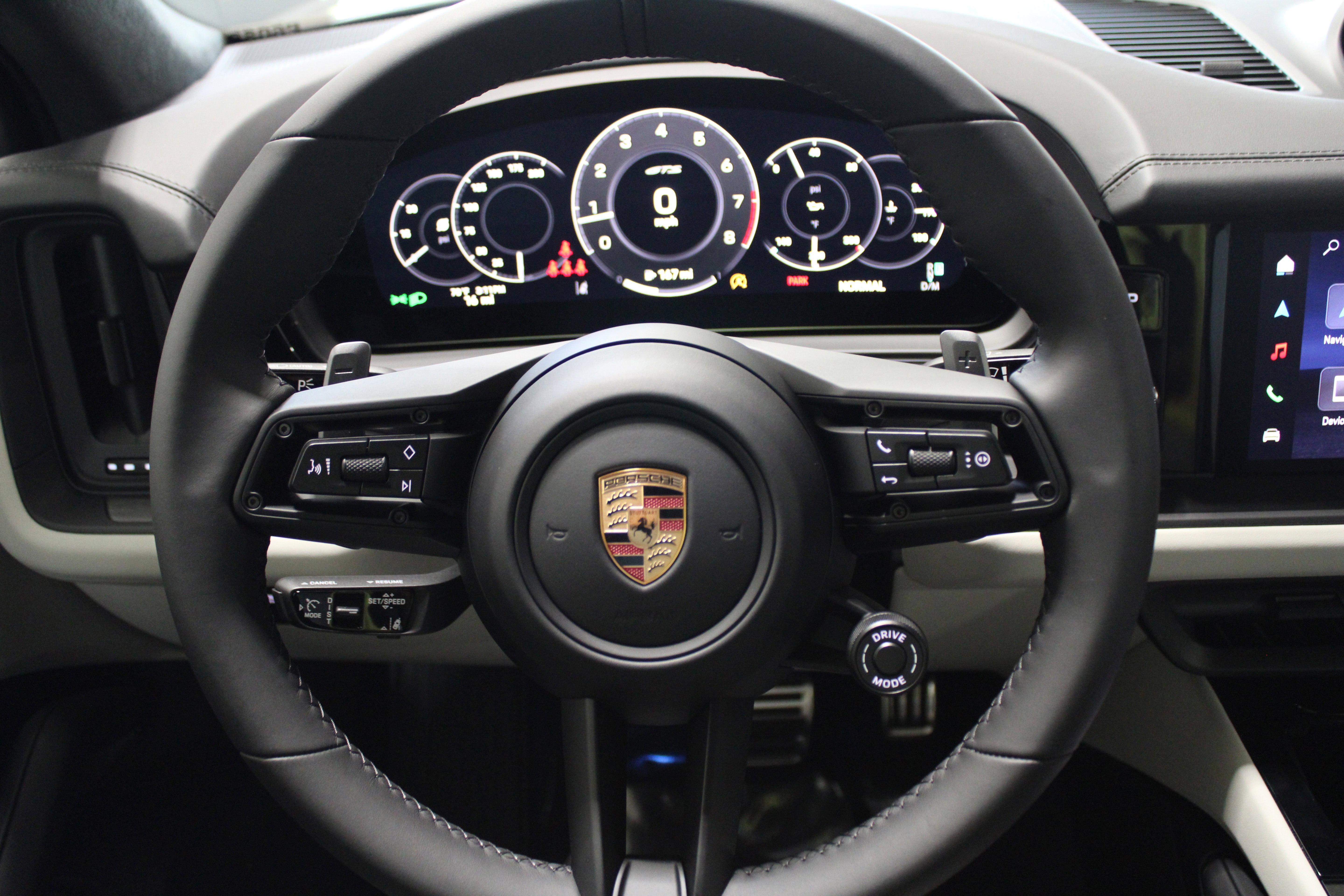 New 2026 Porsche Cayenne GTS image 24